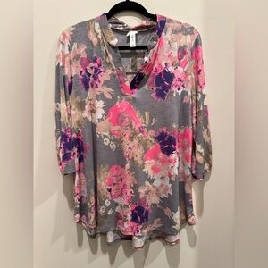 Floral Gray and Pink Women's Top
